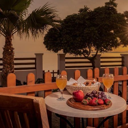 Villa Elizabeth - Seafront Classic Villa! Argassi Bagian luar foto