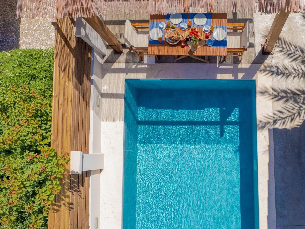 Villa Elizabeth - Seafront Classic Villa! Argassi Bagian luar foto